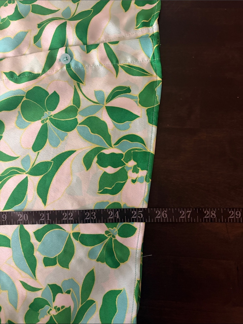 Halogen Green & Blue Satin Floral Button Down Blouse Size XL Career Wear - Picture 6 of 7